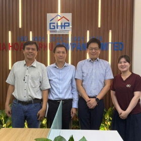 Văn phòng đại diện mới của Công ty TNHH Gia Hoàng Phú (GHP) tại TP. Hồ Chí Minh đã vinh dự chào đón vị khách quý đầu tiên: Ông Kazuaki - General Director HBCV Việt Nam Văn phòng đại diện mới của Công ty TNHH Gia Hoàng Phú (GHP) tại TP. Hồ Chí Minh đã vinh dự chào đón vị khách quý đầu tiên: Ông Kazuaki - General Director HBCV Việt Nam